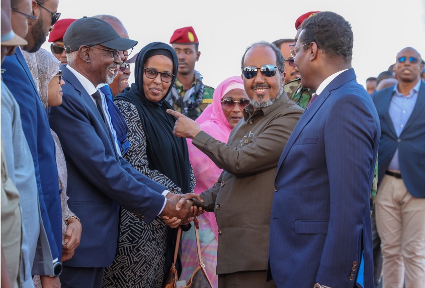 Socdaalka MW Xasan Sheekh ee Galmudug.jpg